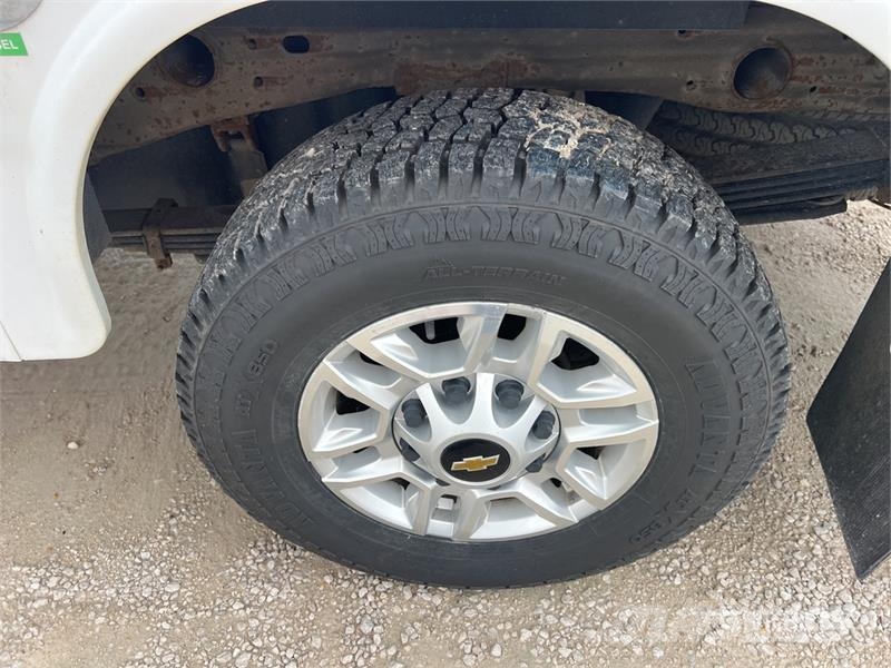 Chevrolet Silverado 2500 HD 4x4 Crew Cab Utility Truck Nakladacia/sklápacia bočnica