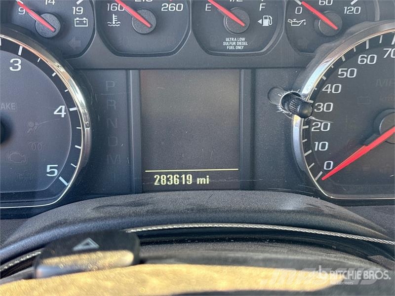 Chevrolet Silverado 2500HD Pilsētas atkritumvedēji