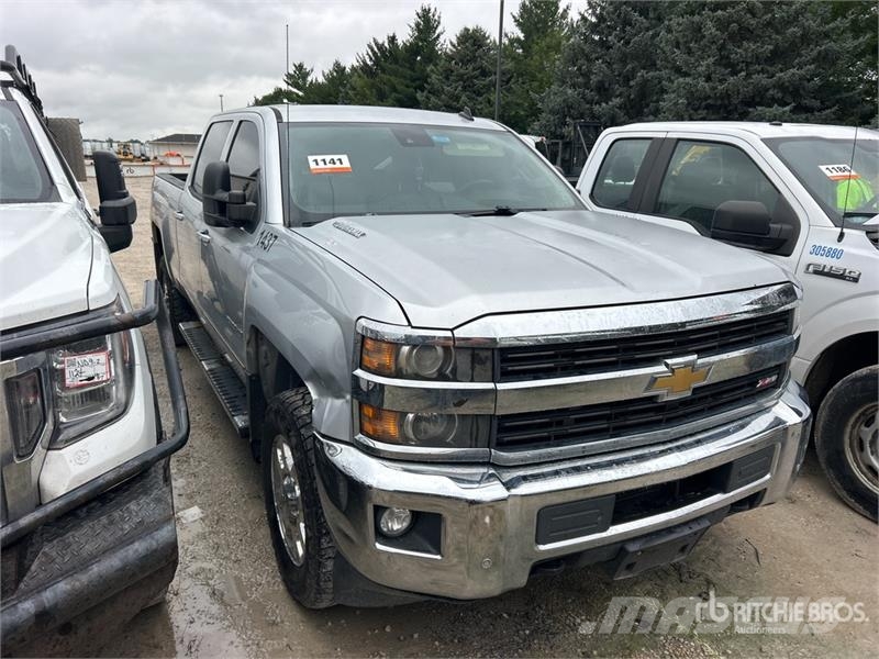 Chevrolet Silverado 2500 HD LTZ 4x4 Crew Cab Pickup (Inopera Други