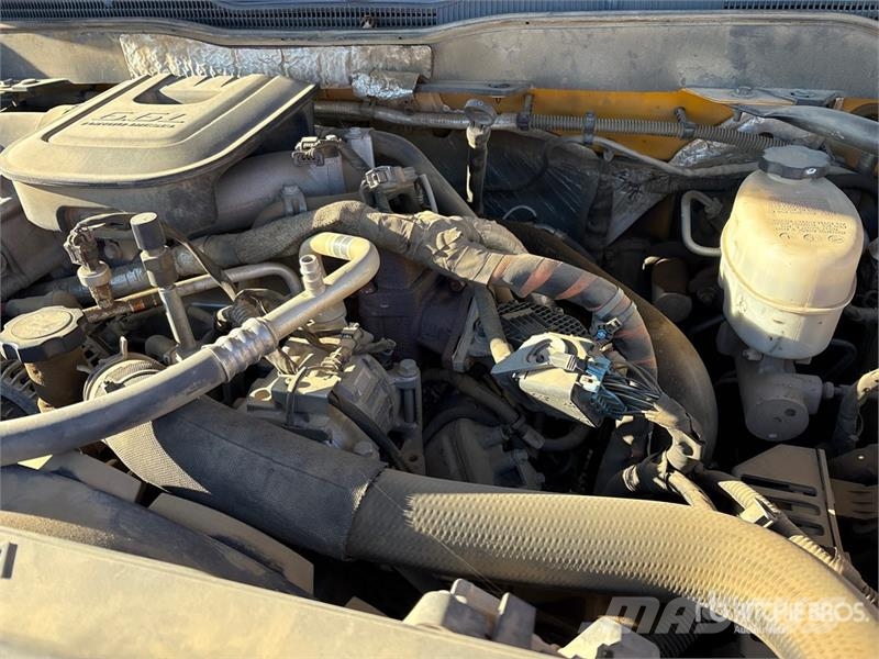 Chevrolet Silverado 2500HD شاحنات خفيفة/مفصلية الجوانب