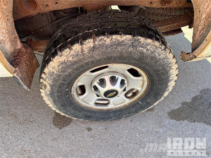 Chevrolet Silverado 2500HD 4x4 Extended Cab Pickup Drugi