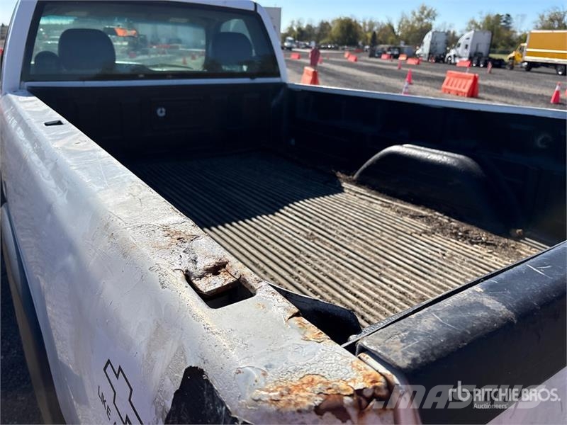 Chevrolet Silverado 2500HD 4x4 Snow Plow Truck Komunalna vozila