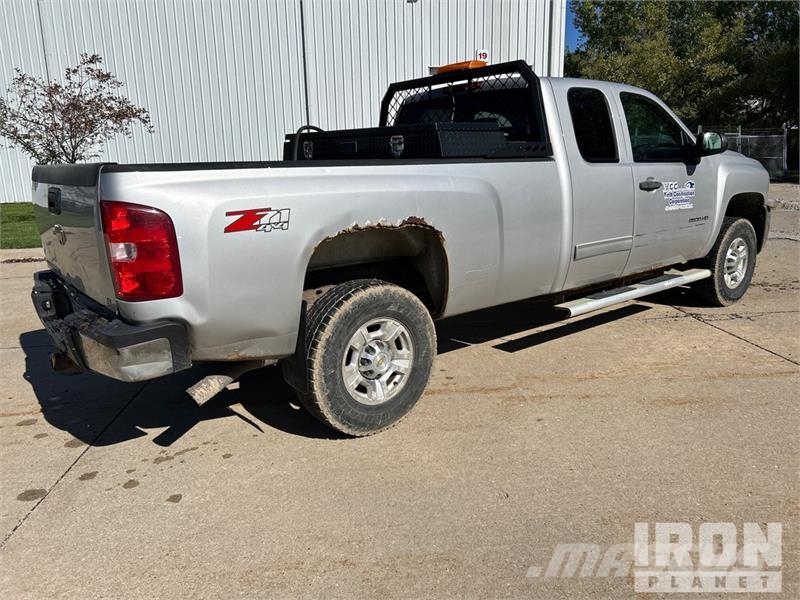 Chevrolet Silverado 2500HD LT 4x4 Extended Cab Pickup Drugi