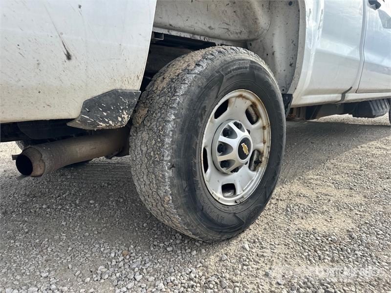 Chevrolet Silverado 2500HD WT 4x4 Crew Cab Pickup Autre fourgon / utilitaire