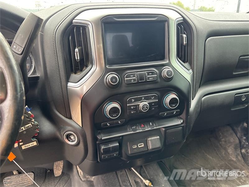 Chevrolet Silverado 2500HD 4x4 Extended Cab Pickup 其他