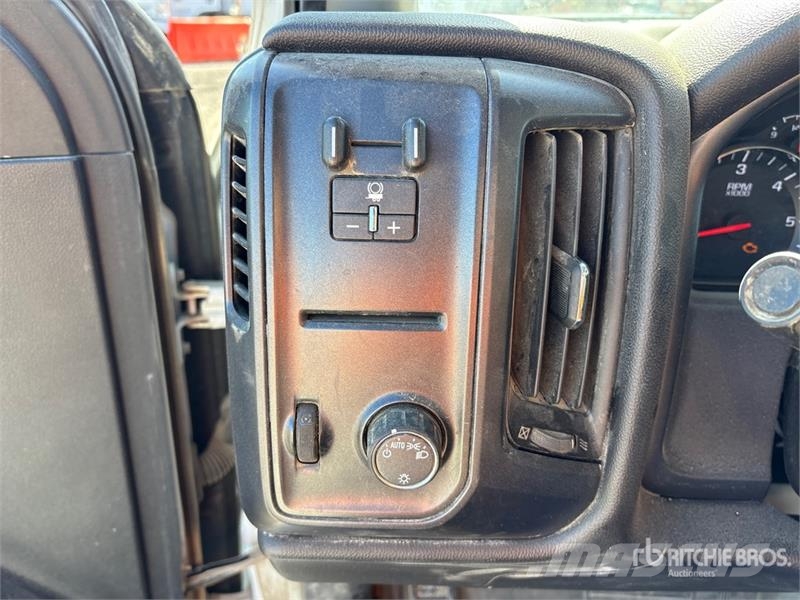 Chevrolet Silverado 2500HD Pojazdy komunalne