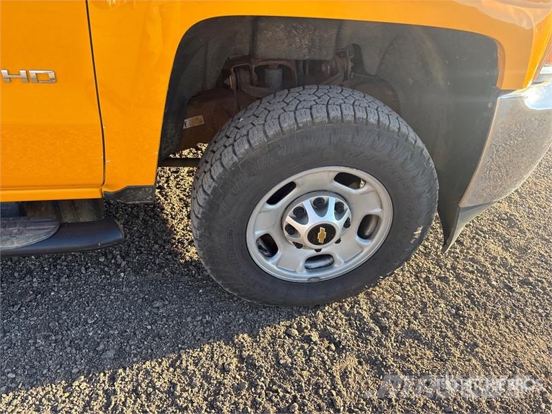 Chevrolet Silverado 2500HD 4x2 Crew Cab Utility Truck Pickup/Pritschenwagen