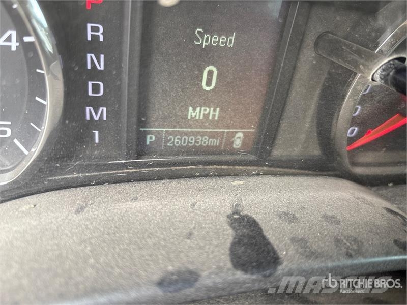 Chevrolet Silverado 2500HD Camion con sponde ribaltabili