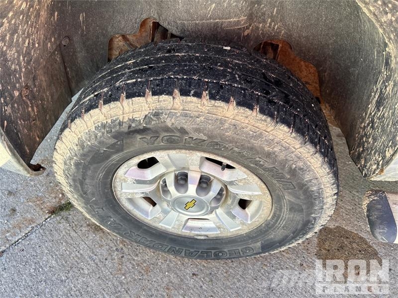 Chevrolet Silverado 2500HD LT 4x4 Extended Cab Pickup Drugi