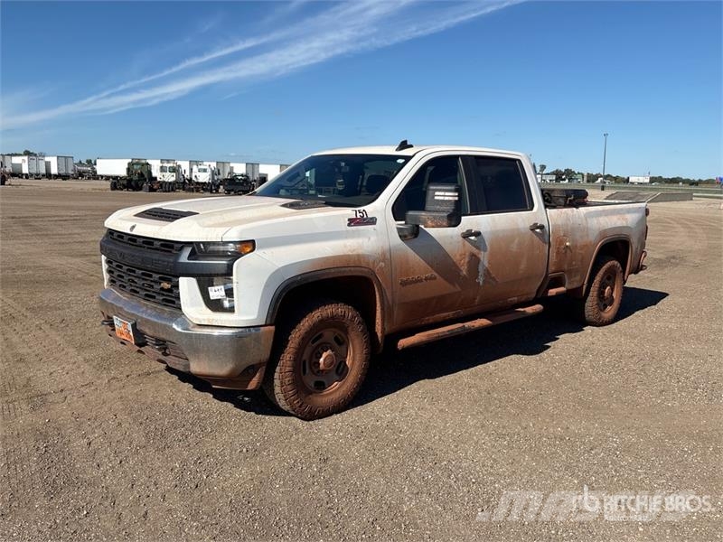 Chevrolet Silverado 2500 HD 4x4 Crew Cab Pickup Други