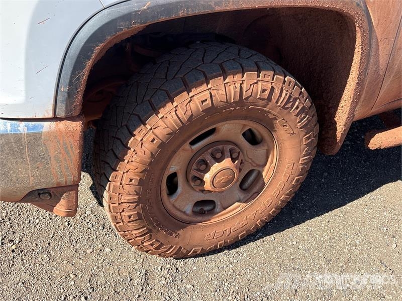 Chevrolet Silverado 2500 HD 4x4 Crew Cab Pickup Други