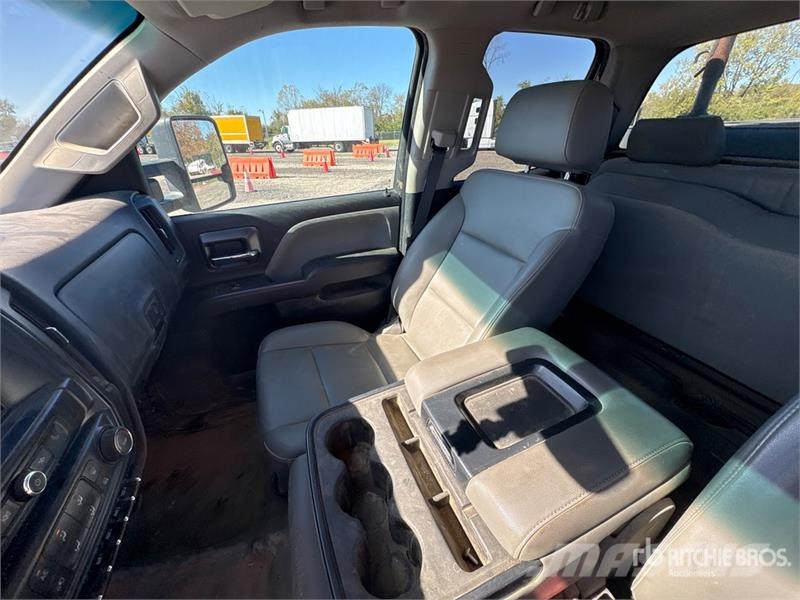 Chevrolet Silverado 2500HD Pojazdy komunalne