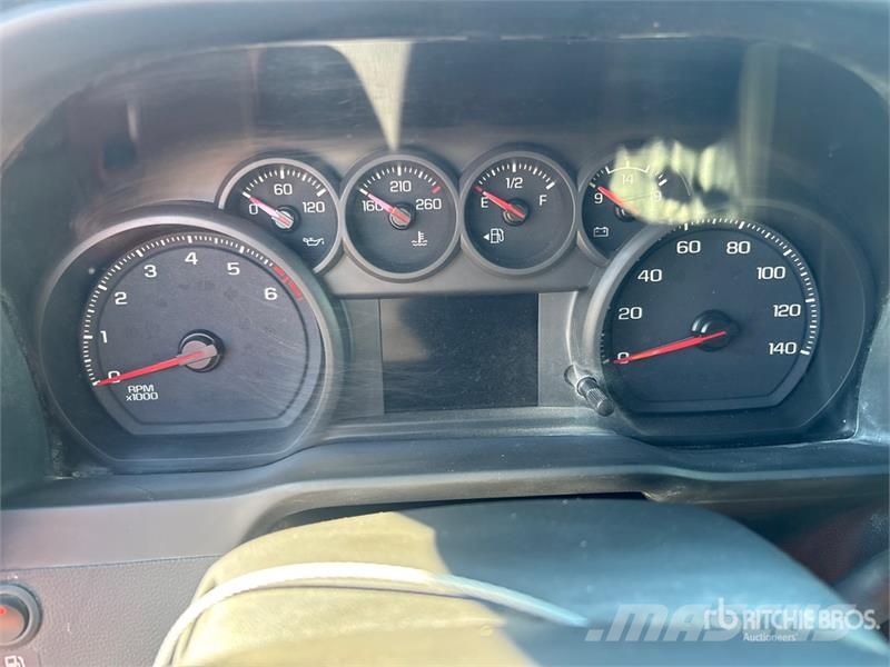 Chevrolet Silverado 2500HD Andere Transporter