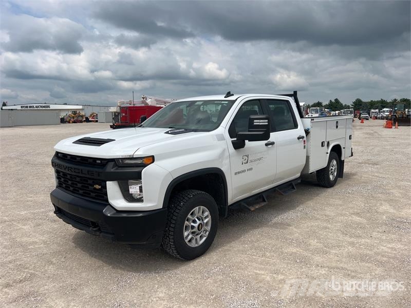 Chevrolet Silverado 2500 HD 4x4 Crew Cab Utility Truck Nakladacia/sklápacia bočnica