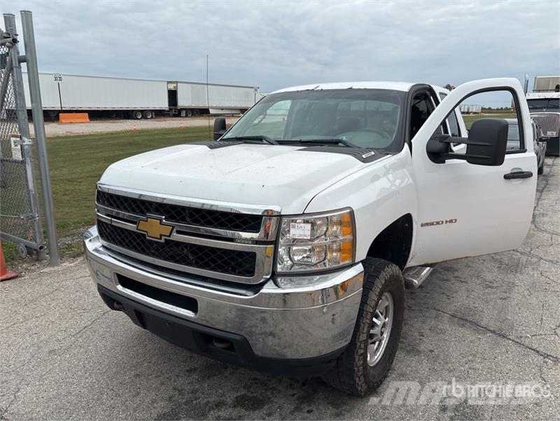 Chevrolet Silverado 2500HD 4x4 Extended Cab Pickup Other
