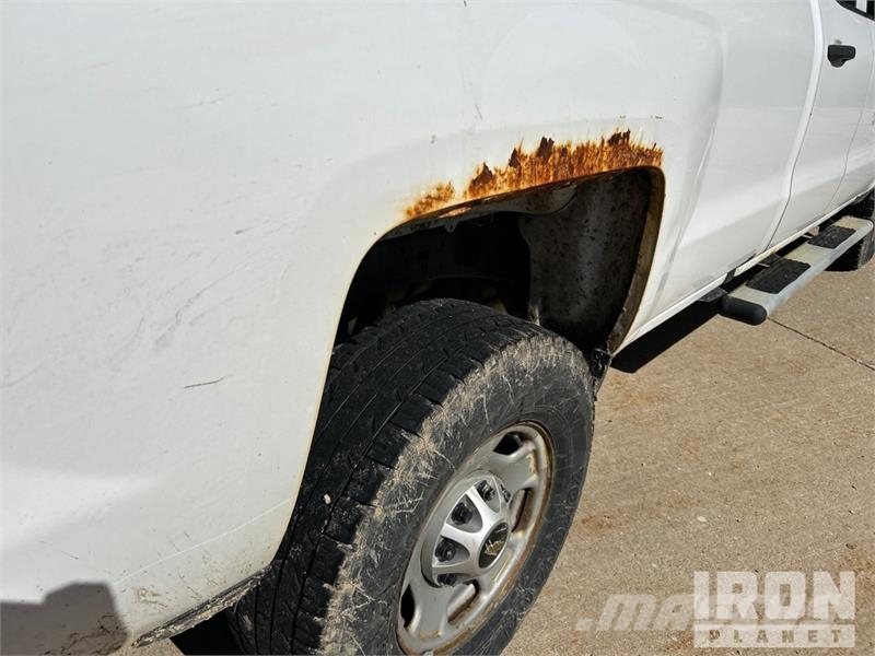 Chevrolet Silverado 2500HD 4x4 Extended Cab Pickup Drugi