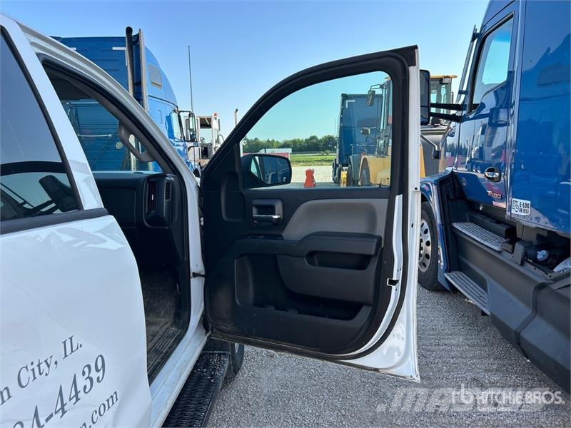 Chevrolet Silverado 2500HD 4x4 Crew Cab Pickup Other