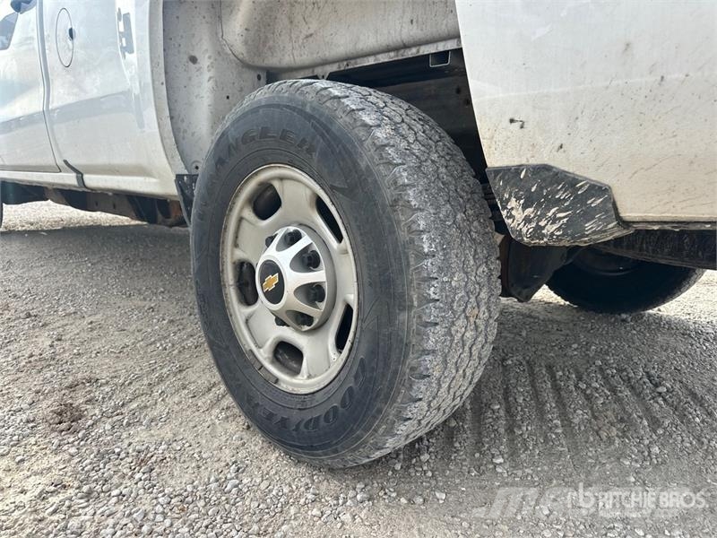 Chevrolet Silverado 2500HD WT 4x4 Crew Cab Pickup Autre fourgon / utilitaire