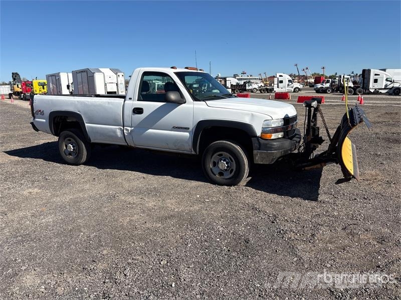 Chevrolet Silverado 2500HD 4x4 Snow Plow Truck Komunalna vozila