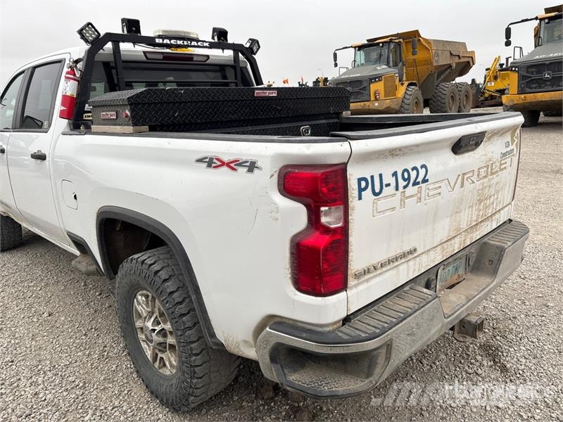 Chevrolet Silverado 2500HD Andere Transporter
