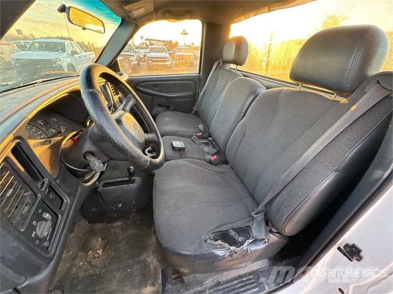 Chevrolet Silverado 2500HD Other