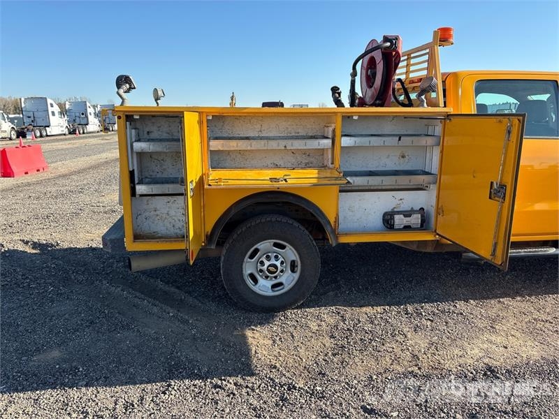 Chevrolet Silverado 2500HD شاحنات خفيفة/مفصلية الجوانب