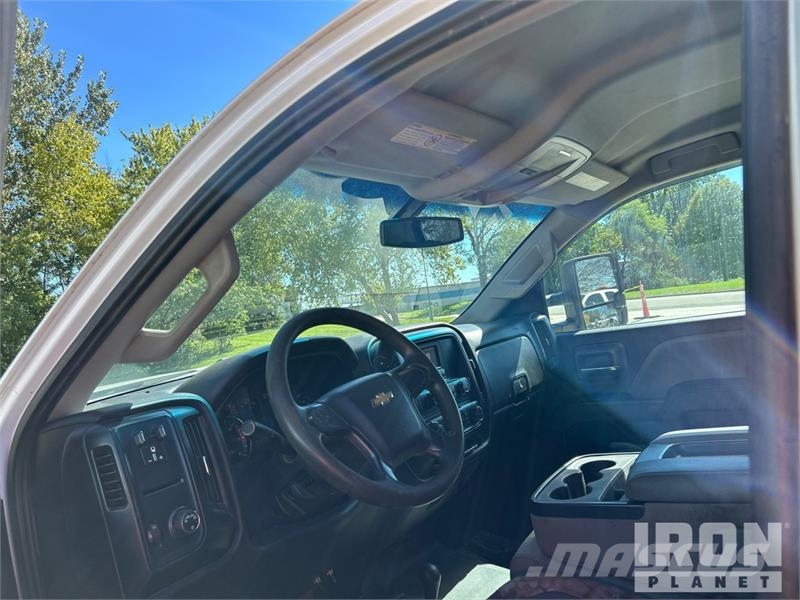 Chevrolet Silverado 2500HD 4x4 Extended Cab Pickup Drugi