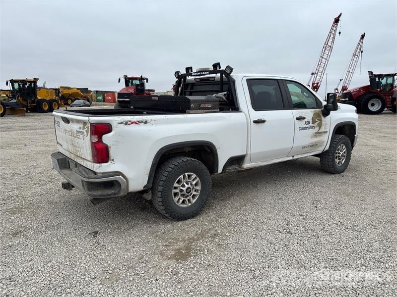 Chevrolet Silverado 2500HD Andere Transporter