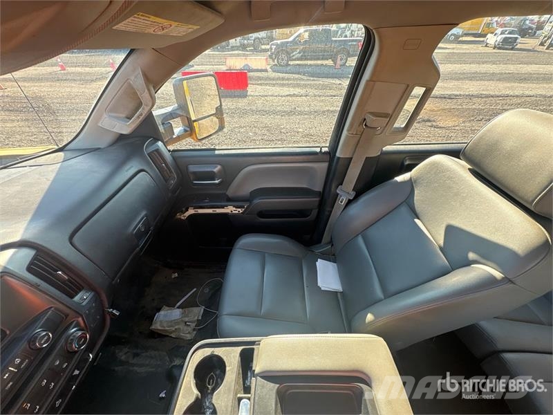 Chevrolet Silverado 2500HD Pilsētas atkritumvedēji