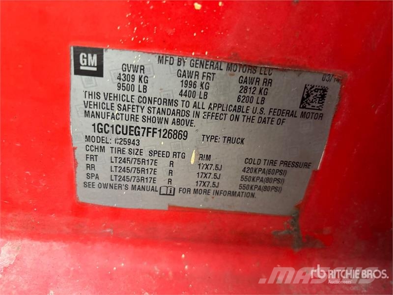 Chevrolet Silverado 2500HD 4x2 Crew Cab Pickup Andere Transporter