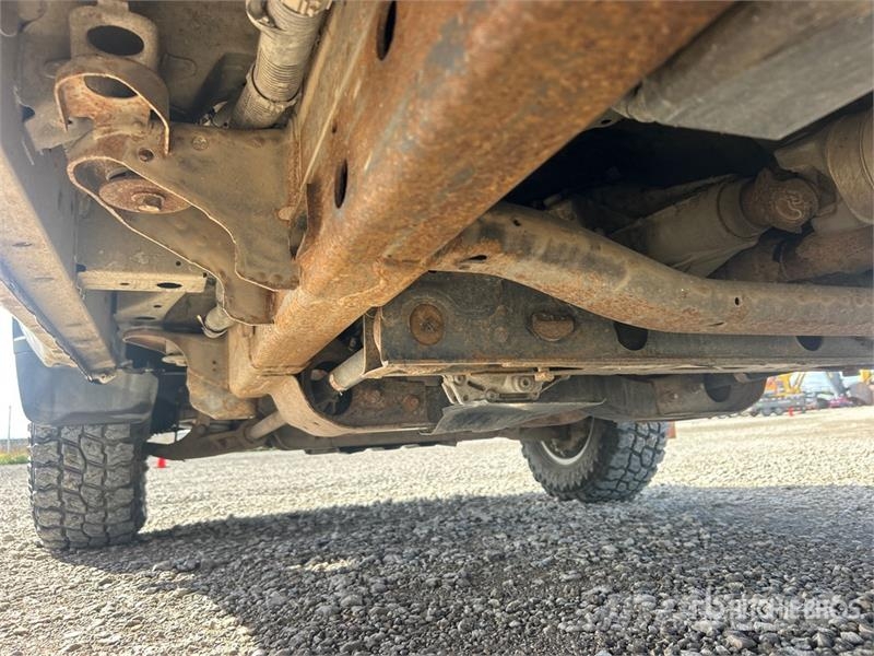 Chevrolet Silverado 2500HD 4x4 Crew Cab Pickup Furgoni altro