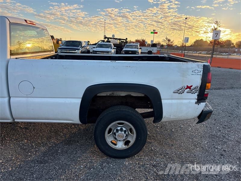 Chevrolet Silverado 2500HD Other