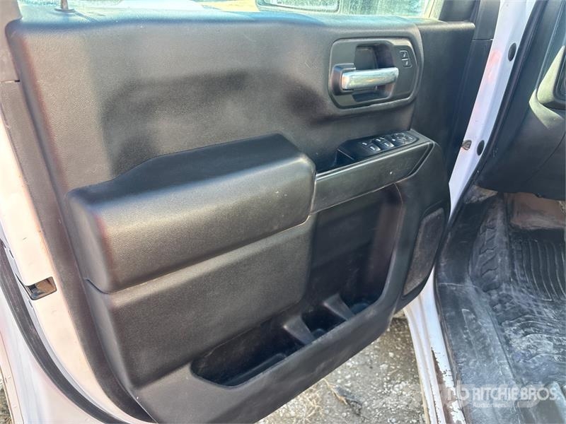 Chevrolet Silverado 2500HD Andere Transporter