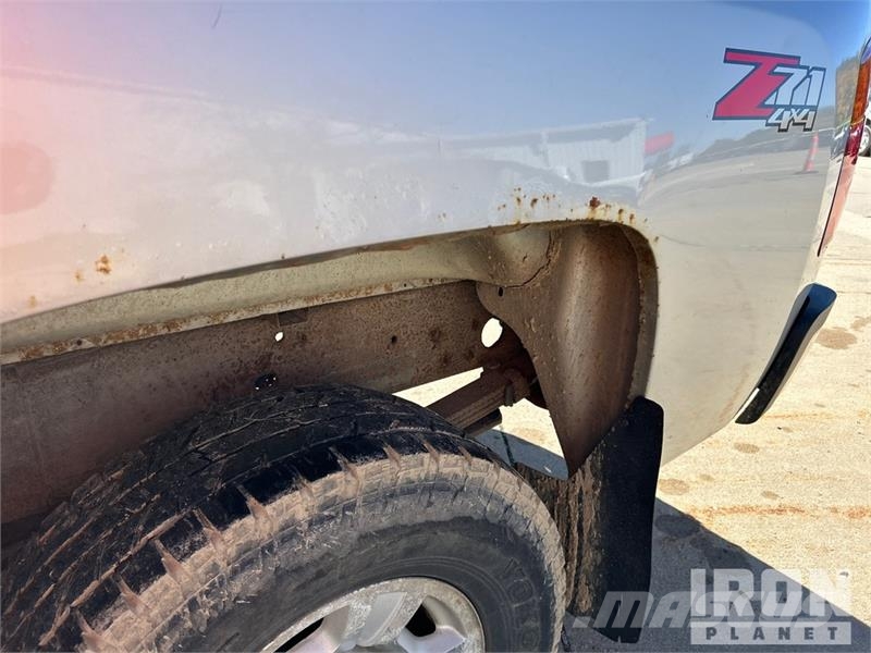 Chevrolet Silverado 2500HD LT 4x4 Extended Cab Pickup Drugi