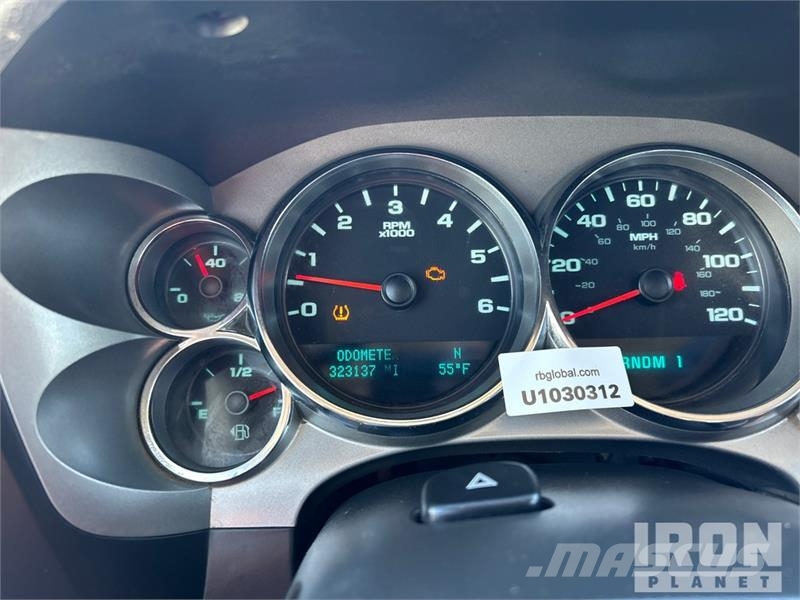 Chevrolet Silverado 2500HD LT 4x4 Extended Cab Pickup Drugi
