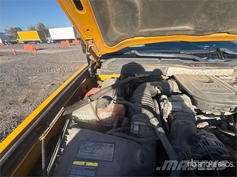 Chevrolet Silverado 2500HD Pilsētas atkritumvedēji