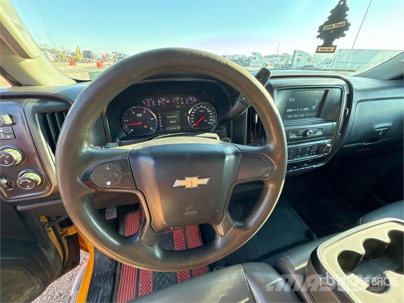 Chevrolet Silverado 2500HD شاحنات خفيفة/مفصلية الجوانب