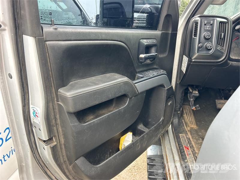Chevrolet Silverado 2500 HD LTZ 4x4 Crew Cab Pickup (Inopera Други