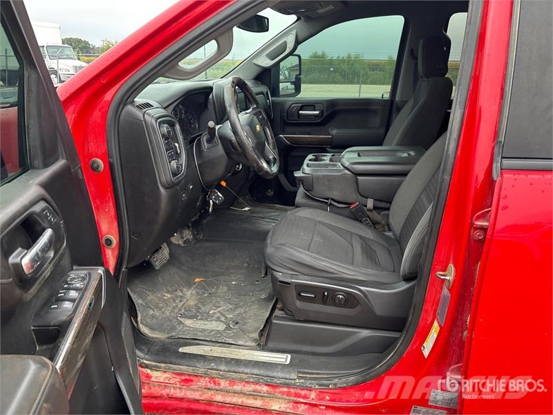 Chevrolet Silverado 2500HD 4x4 Extended Cab Pickup 其他