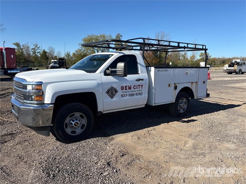 Chevrolet Silverado 2500HD 4x2 Utility Truck Utilitaire benne