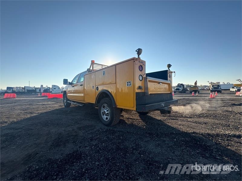 Chevrolet Silverado 2500HD Pilsētas atkritumvedēji