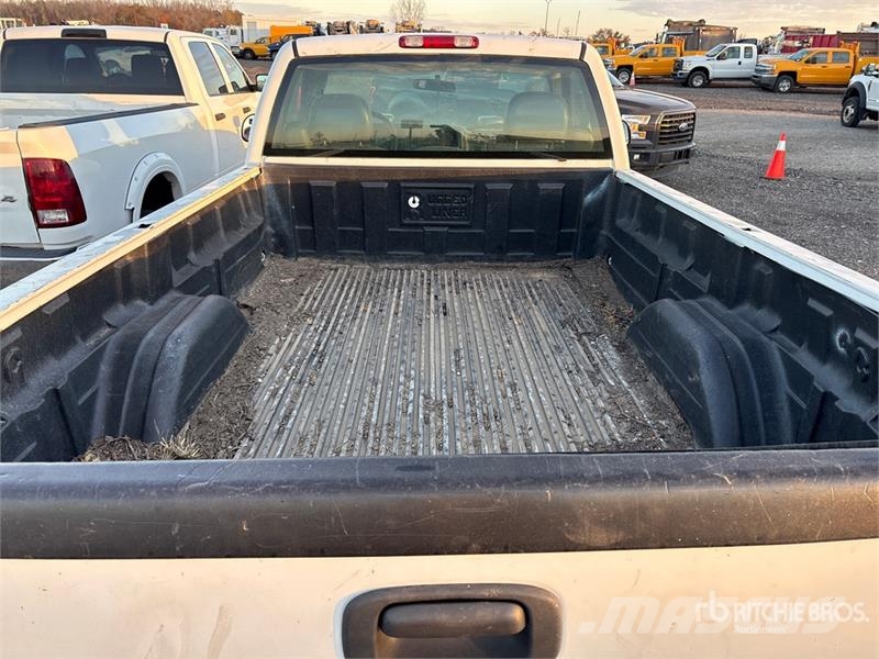 Chevrolet Silverado 2500HD Other