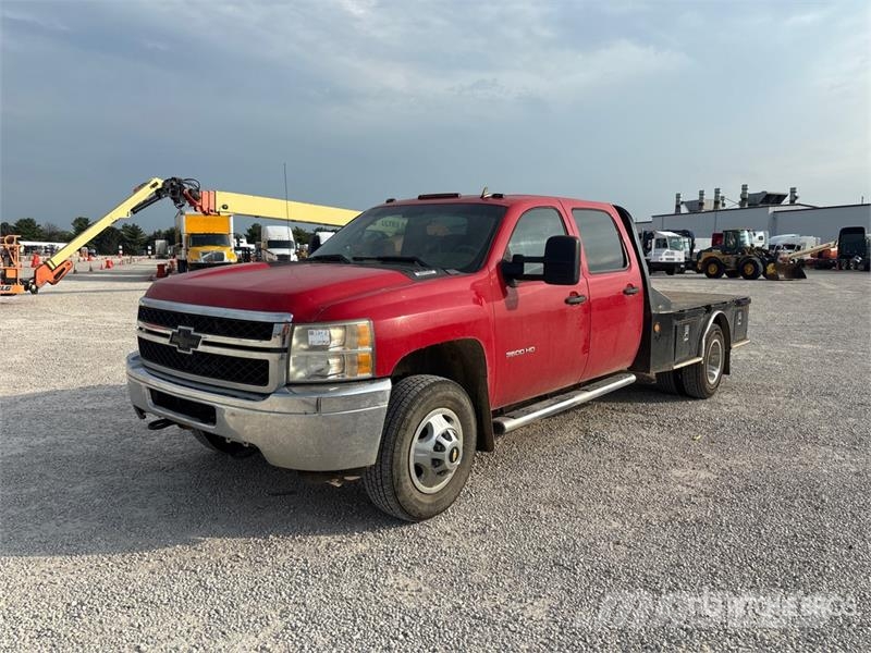 Chevrolet Silverado 3500HD 플랫베드/드롭사이드 트럭