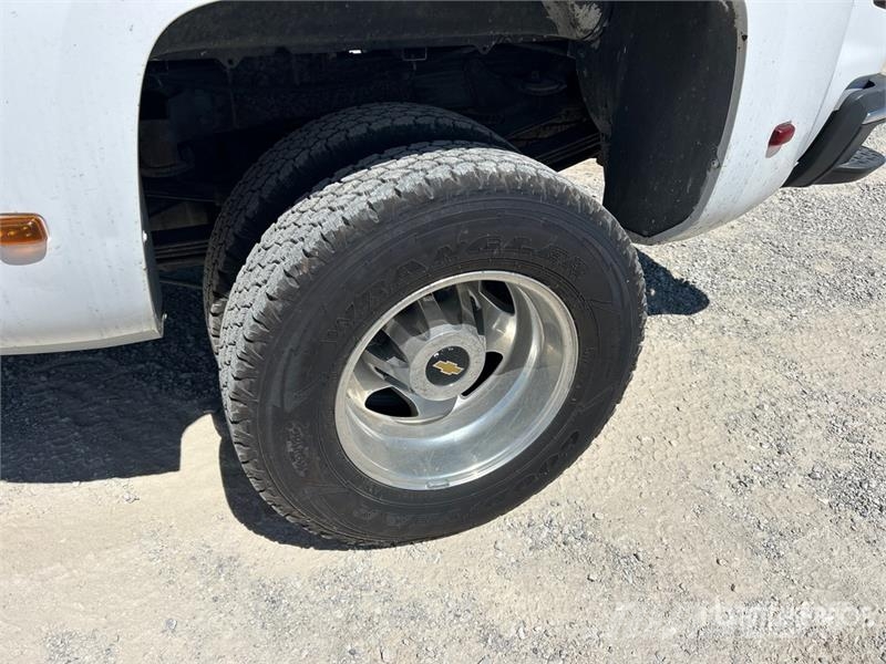 Chevrolet Silverado 3500HD 4x4 Crew Cab Pickup Other