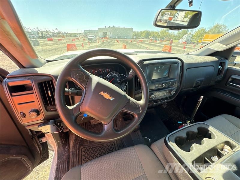 Chevrolet Silverado 3500HD شاحنات خفيفة/مفصلية الجوانب