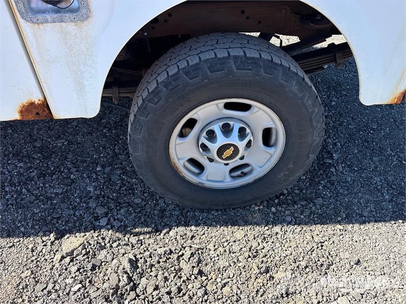 Chevrolet Silverado 3500HD شاحنات خفيفة/مفصلية الجوانب