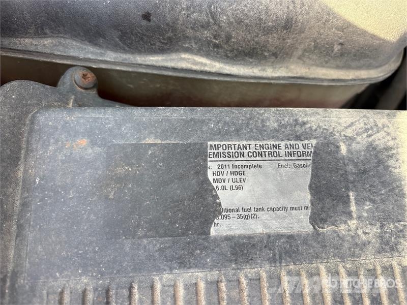 Chevrolet Silverado 3500HD 4x4 Dump Truck Damperli kamyonlar