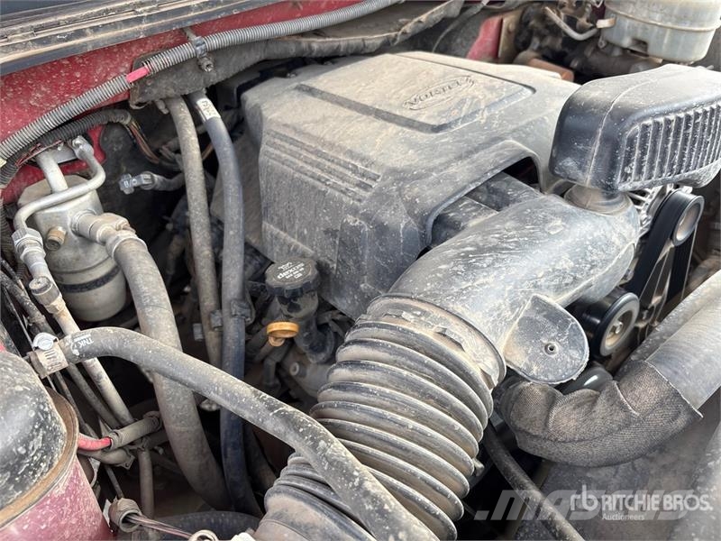 Chevrolet Silverado 3500HD 플랫베드/드롭사이드 트럭