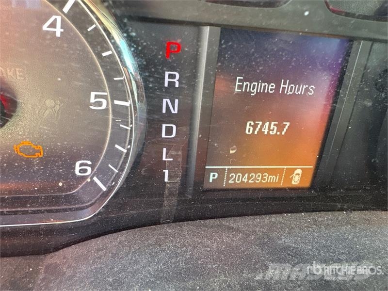 Chevrolet Silverado 3500HD شاحنات خفيفة/مفصلية الجوانب
