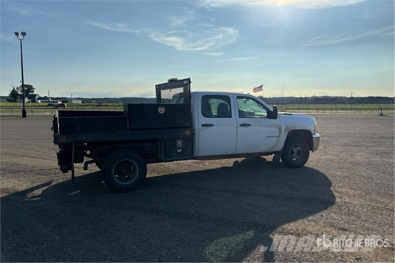 Chevrolet Silverado 3500HD Camion con sponde ribaltabili